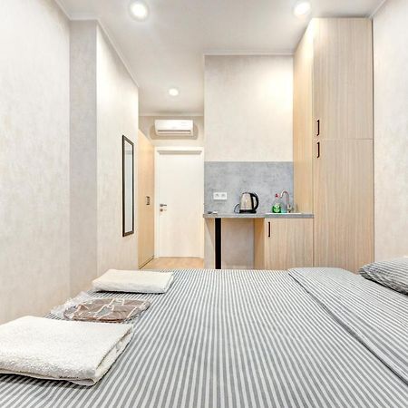 1 Room Apartment Near National Circus Київ Екстер'єр фото
