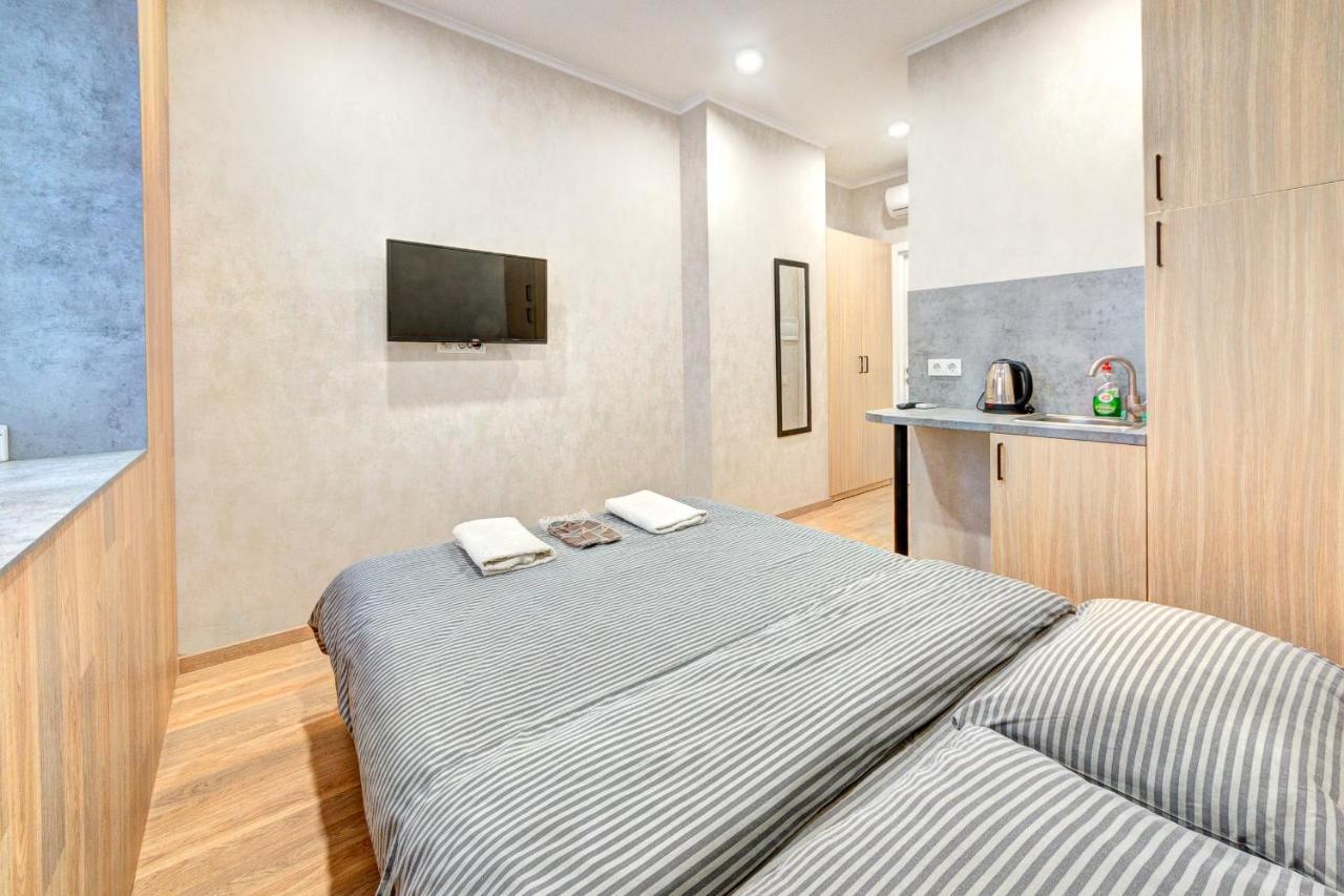 1 Room Apartment Near National Circus Київ Екстер'єр фото